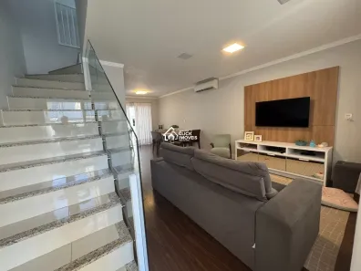 Sobrado com 3 Quartos à venda, 99m² no Velha Central, Blumenau