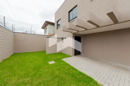 Casa de Condomínio com 3 Quartos para alugar, 118m² no Santa Felicidade, Curitiba