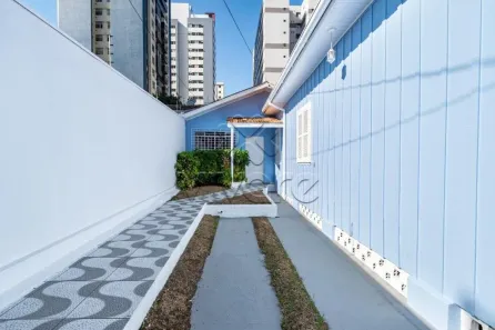 Casa Comercial para alugar, 110m² no Cristo Rei, Curitiba