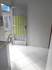 Kitnet com 1 Quarto para alugar, 45m² no Parque Senhor do Bonfim, Duque de Caxias