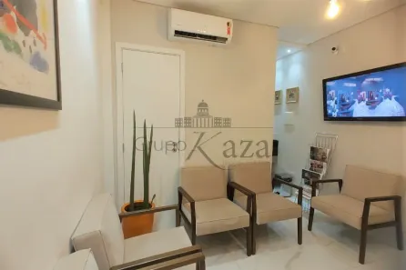 Conjunto Comercial / Sala para alugar, 76m² no Centro, Jacareí