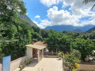 Casa de Condomínio com 2 Quartos para alugar, 120m² no Limoeiro, Guapimirim