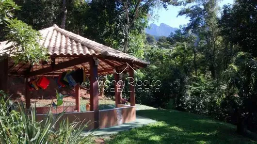 Fazenda / Sítio / Chácara com 7 Quartos à venda, 332m² no Corujas, Guapimirim