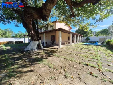 Fazenda / Sítio / Chácara com 5 Quartos para alugar, 540m² no Coaçu, Eusébio