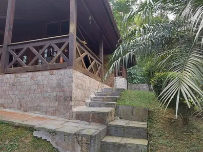 Casa de Condomínio com 4 Quartos à venda, 249m² no Limoeiro, Guapimirim