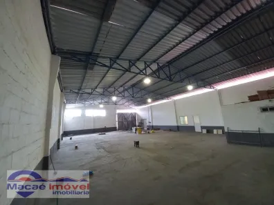 Galpão / Depósito / Armazém para alugar, 500m² no Granja dos Cavaleiros, Macaé
