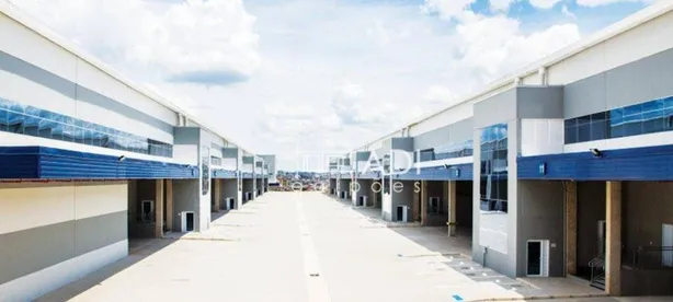 Galpão / Depósito / Armazém para alugar, 2369m² no Jardim Elzinha, Carapicuíba
