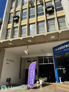 Conjunto Comercial / Sala para alugar, 51m² no Zona 03, Maringá