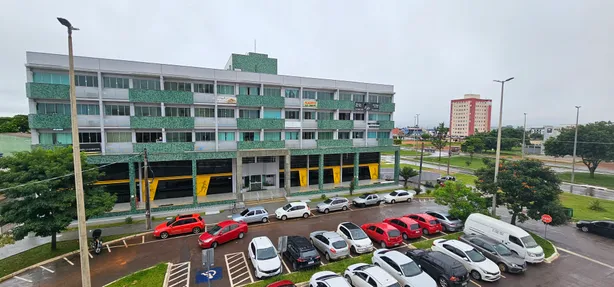 Prédio Inteiro com 8 Quartos à venda, 500m² no Samambaia Sul, Brasília