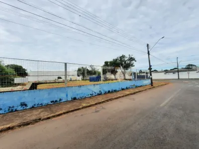 Galpão / Depósito / Armazém para alugar, 700m² no Vila Izabel, São Carlos