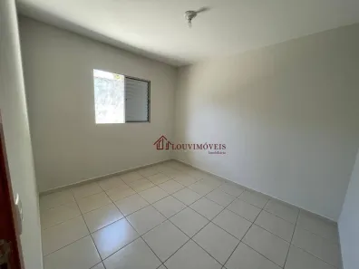 Casa com 2 Quartos para alugar, 55m² no Vila Pasti, Louveira