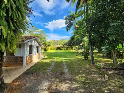 Fazenda / Sítio / Chácara com 6 Quartos à venda, 3200m² no Engenheiro Passos, Resende