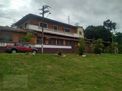 Prédio Inteiro à venda, 900m² no Rio Acima, Mairiporã
