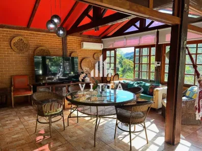 Casa com 4 Quartos para alugar, 1380m² no Cuiabá, Petrópolis