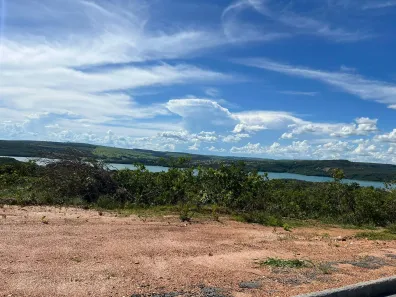 Terreno / Lote / Condomínio à venda, 710m² no Centro, Silvânia