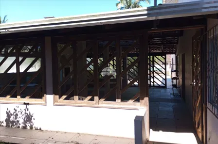 Sobrado com 3 Quartos à venda, 191m² no Itapema do Norte, Itapoá