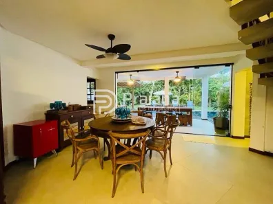 Casa de Condomínio com 6 Quartos para venda ou aluguel, 256m² no , Mata de São João