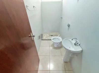 Loja / Salão / Ponto Comercial para alugar, 207m² no Centro, Arapongas