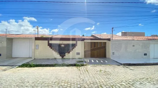 Casa com 3 Quartos à venda, 170m² no Aeroporto, Aracaju
