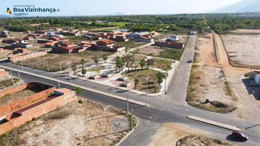 Terreno / Lote / Condomínio com 1 Quarto para venda ou aluguel, 165m² no Jardim Bandeirantes, Maracanaú