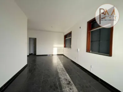 Casa com 4 Quartos para alugar, 280m² no Serraria Brasil, Feira de Santana