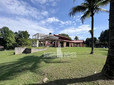 Fazenda / Sítio / Chácara com 4 Quartos à venda, 4000m² no Papucaia, Cachoeiras de Macacu