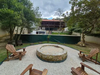 Casa de Condomínio com 3 Quartos para venda ou aluguel, 511m² no Caraguatá, Mairiporã