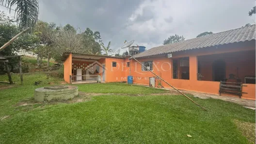 Fazenda / Sítio / Chácara com 2 Quartos à venda, 2606m² no , Igaratá