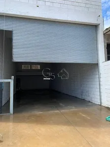 Galpão / Depósito / Armazém para venda ou aluguel, 335m² no Laranjeiras, Caieiras