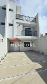 Sobrado com 3 Quartos à venda, 205m² no Armação, Penha