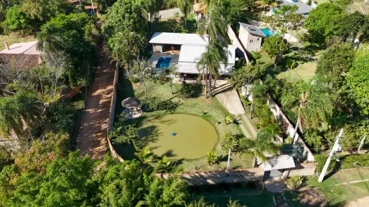 Fazenda / Sítio / Chácara com 2 Quartos à venda, 1900m² no , Mairinque