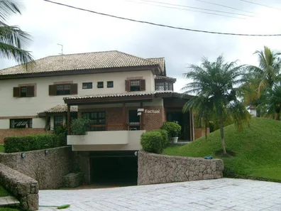 Casa de Condomínio com 6 Quartos à venda, 715m² no Jardim Acapulco, Guarujá