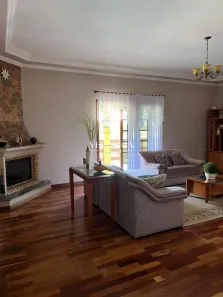 Fazenda / Sítio / Chácara com 4 Quartos para venda ou aluguel, 480m² no Sapé I, Caçapava