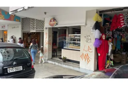 Loja / Salão / Ponto Comercial à venda, 60m² no Centro, Juiz de Fora