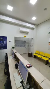 Prédio Inteiro com 3 Quartos à venda, 200m² no Centro, Jacareí