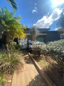 Casa de Condomínio com 4 Quartos para alugar, 350m² no Setor Habitacional Arniqueira, Brasília