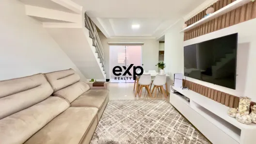 Sobrado com 3 Quartos à venda, 93m² no Uberaba, Curitiba