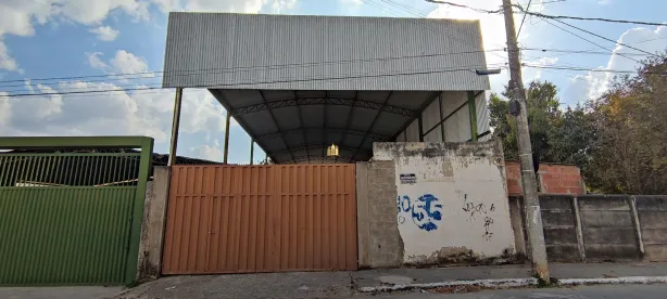 Galpão / Depósito / Armazém à venda, 360m² no Esmeraldas, Esmeraldas