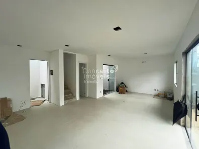 Sobrado com 2 Quartos à venda, 97m² no Boa Vista, Joinville
