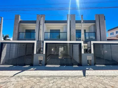 Casa de Condomínio com 3 Quartos à venda, 124m² no Itacolomi, Balneário Piçarras
