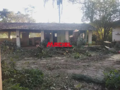 Fazenda / Sítio / Chácara com 2 Quartos à venda, 150m² no Chácara Marambaia, Caçapava