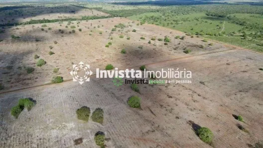 Fazenda / Sítio / Chácara com 4 Quartos à venda, 890m² no Centro, Cristalândia
