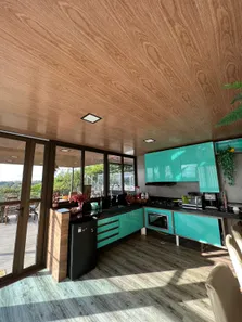 Casa de Condomínio com 4 Quartos para alugar, 240m² no , Bananeiras