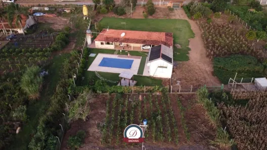 Fazenda / Sítio / Chácara com 3 Quartos à venda, 21767m² no , Sarapuí