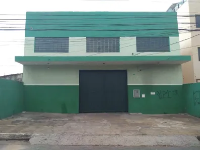 Galpão / Depósito / Armazém à venda, 700m² no Santa Cruz, Betim