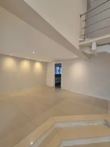 Sobrado com 4 Quartos para alugar, 390m² no Alphaville, Santana de Parnaíba