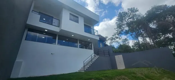 Casa com 3 Quartos à venda, 250m² no São Pedro, Juiz de Fora