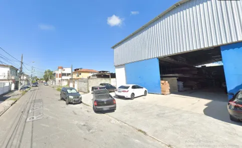 Galpão / Depósito / Armazém para alugar, 900m² no Parque São Vicente, São Vicente