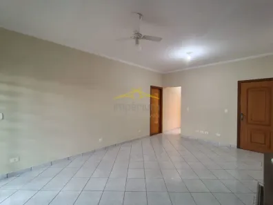 Casa com 3 Quartos para alugar, 220m² no Jardim São Domingos, Americana