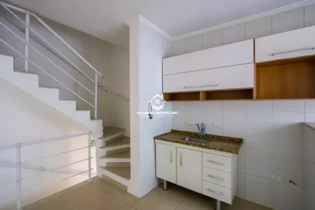 Casa de Condomínio com 2 Quartos para alugar, 92m² no Vila Floresta, Santo André